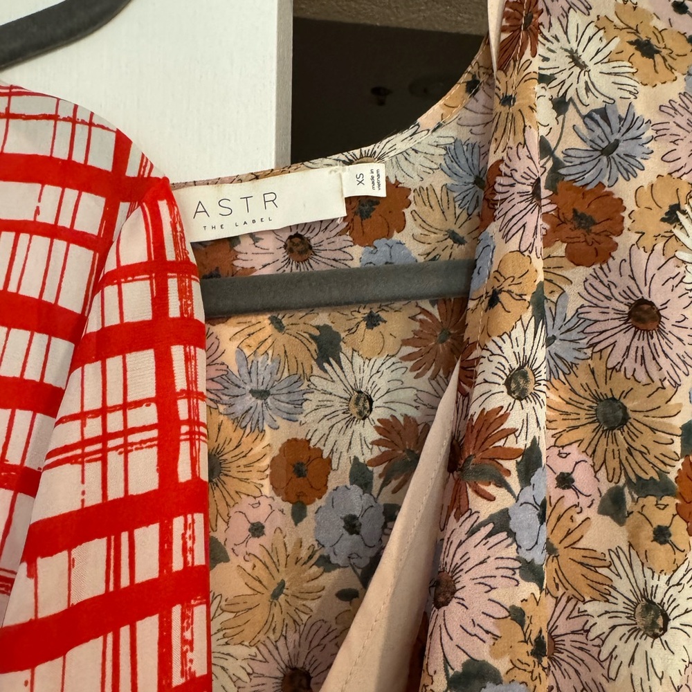 Spring Dress Bundle - Picture 2 of 5